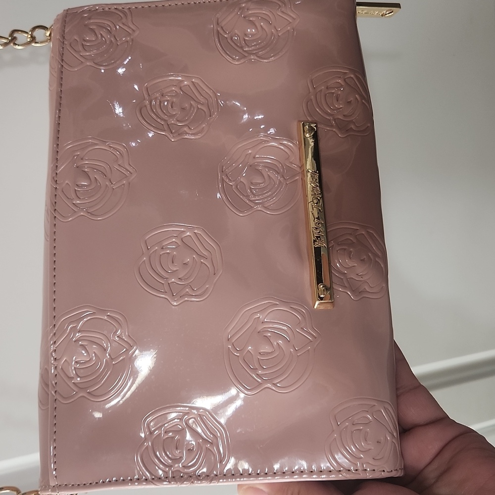 Betsey Johnson Pink Patent Bow Crossbody Bag - Picture 3 of 8